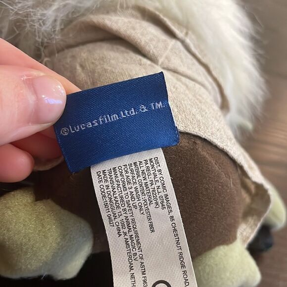 Star Wars Yoda Plush Lucasfilms Ltd Excellent Condition with Lightsaber 8” - Picture 7 of 7